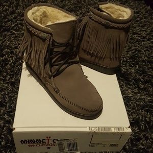 Minnetonka Moccasins Ankle Boots